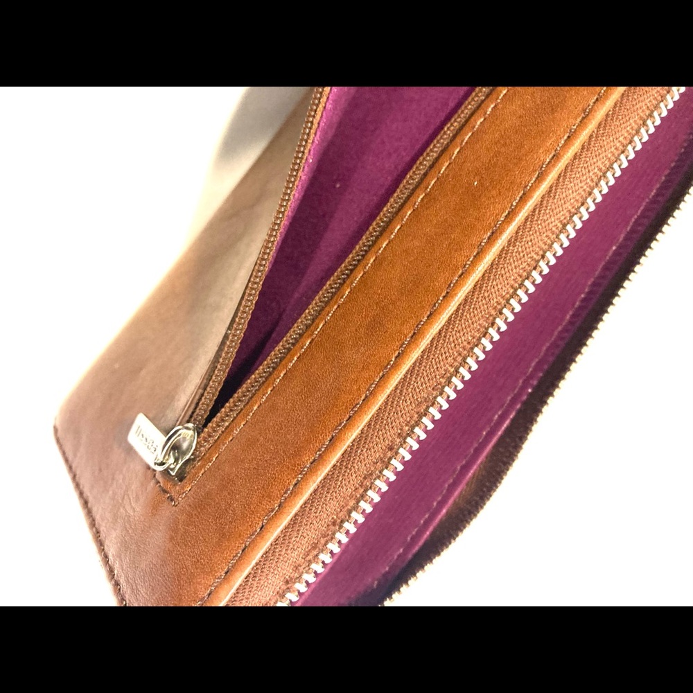 Fossil Zip-Around Leather Wallet - image 7